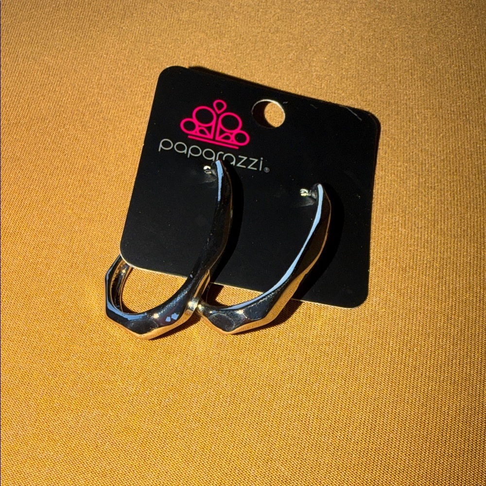Paparazzi Elegant Silver Hoop Earrings